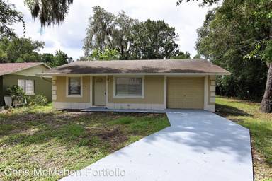 Main picture of 690 E Jackson Ave