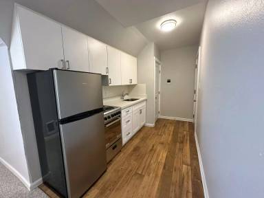 Main picture of 2317 Grand Ave