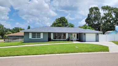 Main picture of 901 Sherman McVeigh Dr