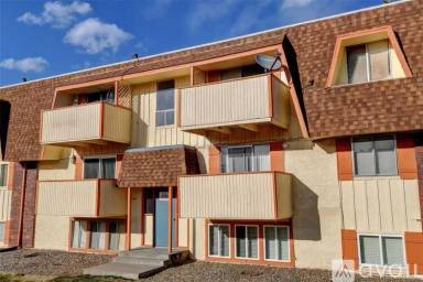 Main picture of View Point Condominiums