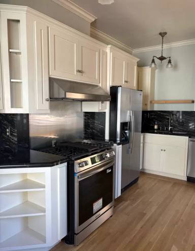 Main picture of 145 Myrtle St