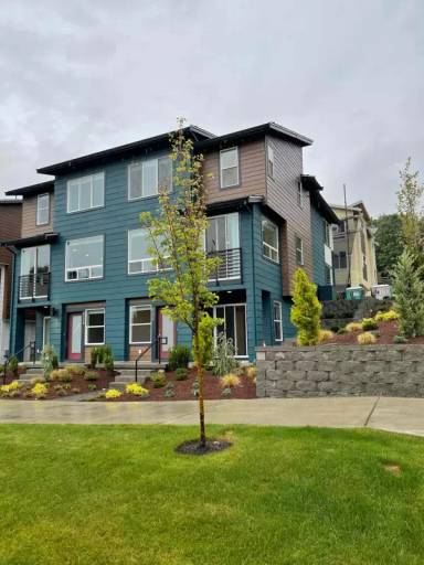 Main picture of 8230 S 132nd St