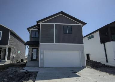 Main picture of 8068 Goldfinch Dr