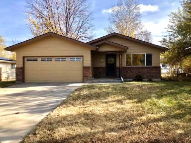 Main picture of 4520 W 5th St