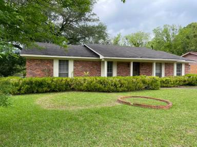 Main picture of 242 Adler Dr