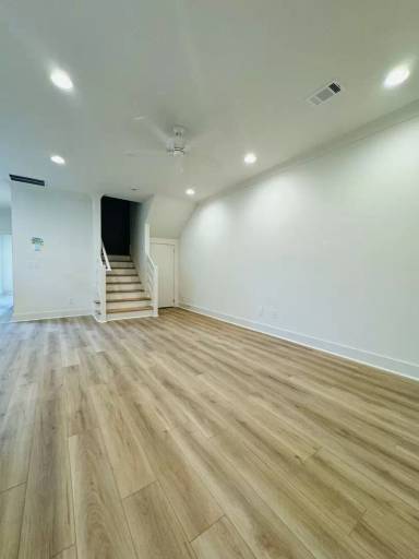 Main picture of 1108 Runningvine Ln