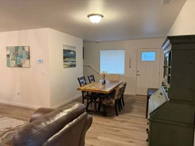 Main picture of 1023 Teller Ave
