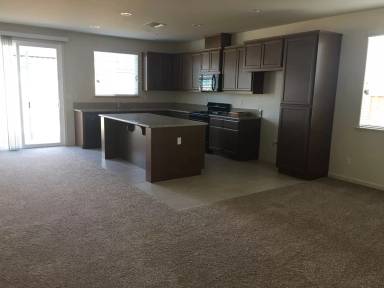 Main picture of 2476 N Mountainside Dr