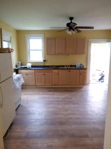 Main picture of 1053 E 11th St