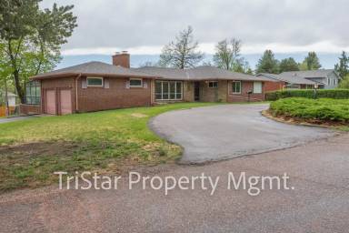 Main picture of 207 Westcott Ave