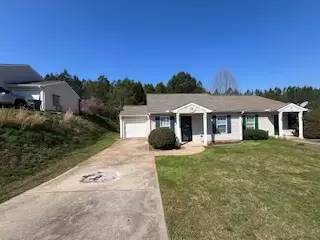 Main picture of 239 Tamarack Dr