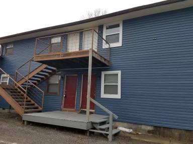 Main picture of 104 W Hudson St
