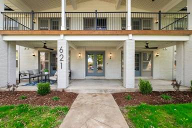 Main picture of 6607 Clayton Rd