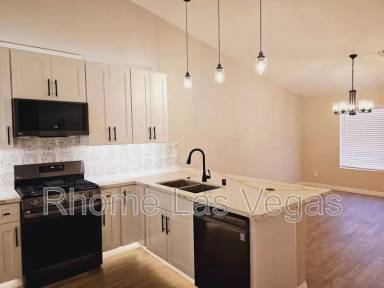 Main picture of 3759 Toroweap Ridge St