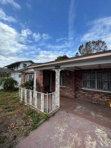 Main picture of 3016 E Wilder Ave