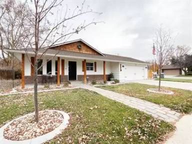 Main picture of 3484 S Cadet Ave