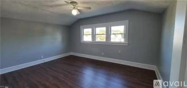 Main picture of 3878 W 137th St