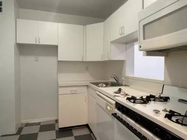 Main picture of Surfview Towers