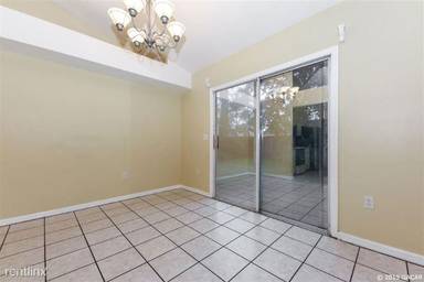 Main picture of 4358 NW 36th St