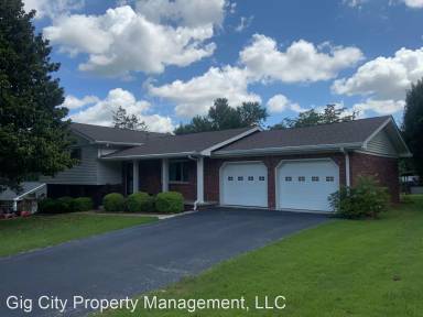 Main picture of 9102 Ole Farm Ln