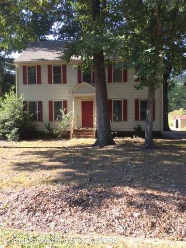 Main picture of 5037 Sir Sagamore Dr