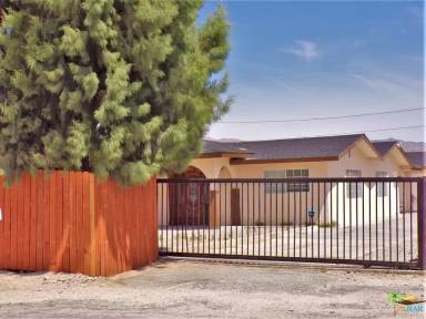 Main picture of 16190 Avenida Descanso