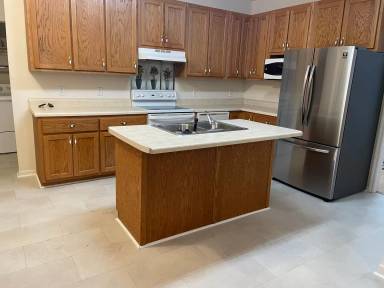 Main picture of 90 Favre Cir