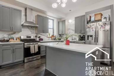 Main picture of 2701 W Thomas St