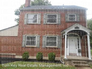 Main picture of 2703 Roosevelt Blvd