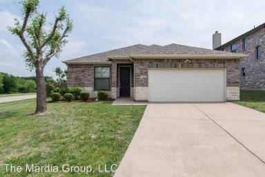 Main picture of 408 Stonecreek Dr
