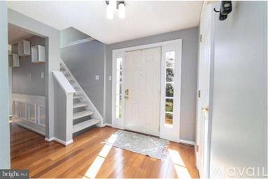 Main picture of 1010 Bayridge Ter