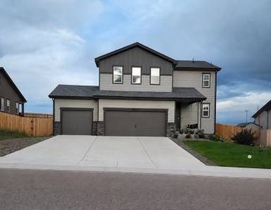 Main picture of 9837 Beckham St