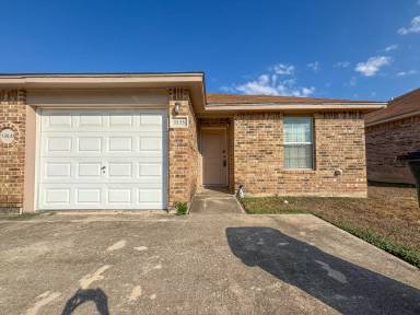 Main picture of 1125 Misty Acres Dr