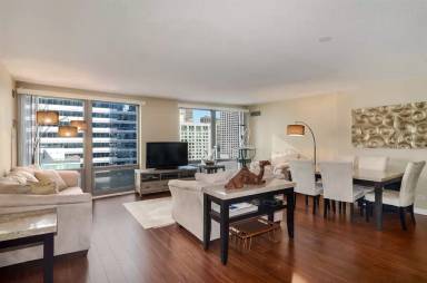 Main picture of Plaza 440 Condos