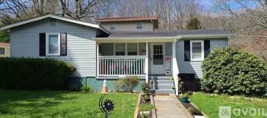 Main picture of 3007 Wilson Ave