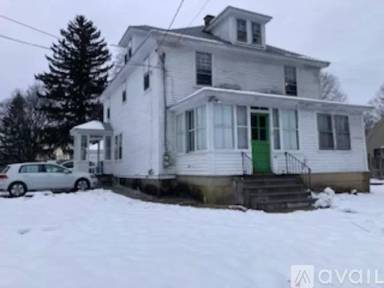 Main picture of 104 Great Rd