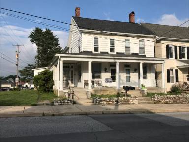 Main picture of 151 N Charles St