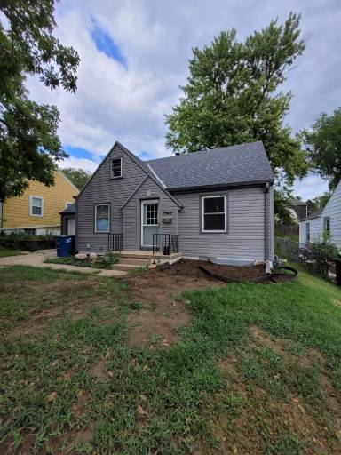 Main picture of 3943 N 67th St