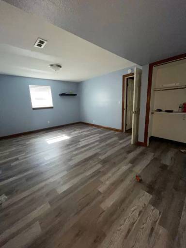 Main picture of 4604 W 37th St