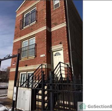 Main picture of 3158 W Fillmore St