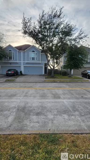 Main picture of 6811 Independence Blvd