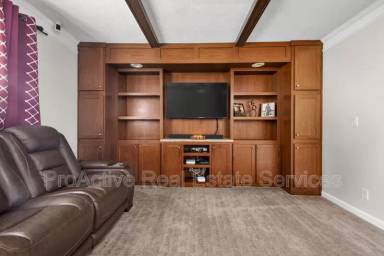 Main picture of 1053 Pitchkettle Rd