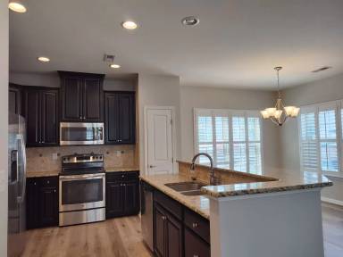 Main picture of 2520 Alyssa Ln