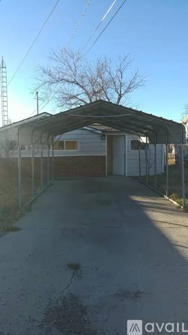 Main picture of 300 Avenue C1