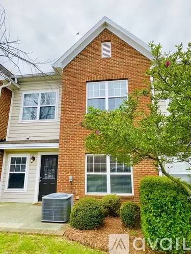 Main picture of 126 Lincoln St