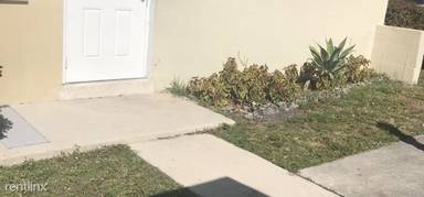 Main picture of 11070 Peachtree Dr