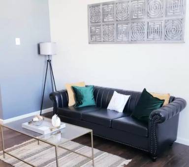 Main picture of 3622 Alberta St