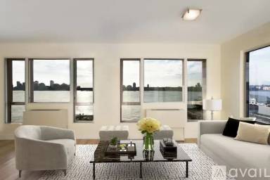 Main picture of 110 Horatio Street Apartments