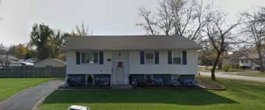 Main picture of 250 E Maple Dr