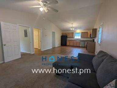 Main picture of 5 Crooker St